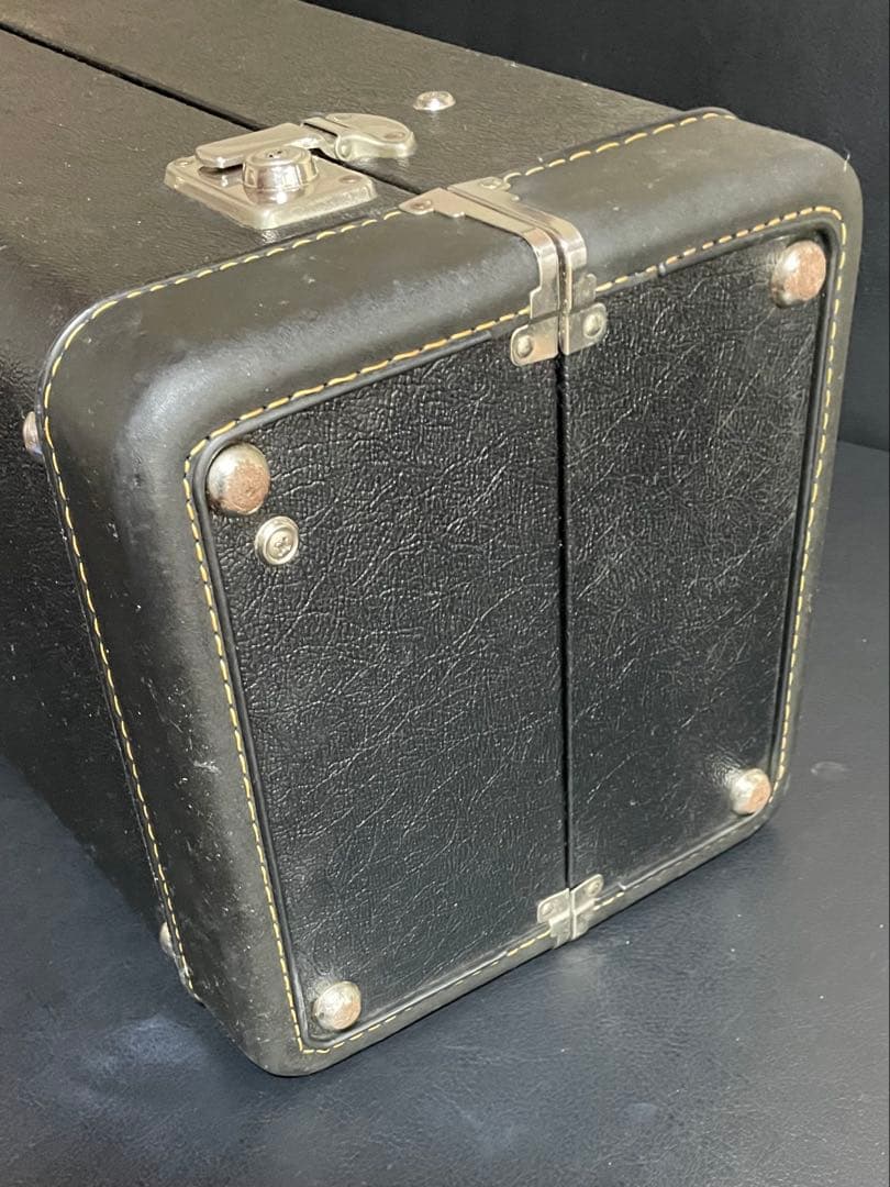 KING トロンボーンケース　ハードケース　黒　テナートロンボーン用