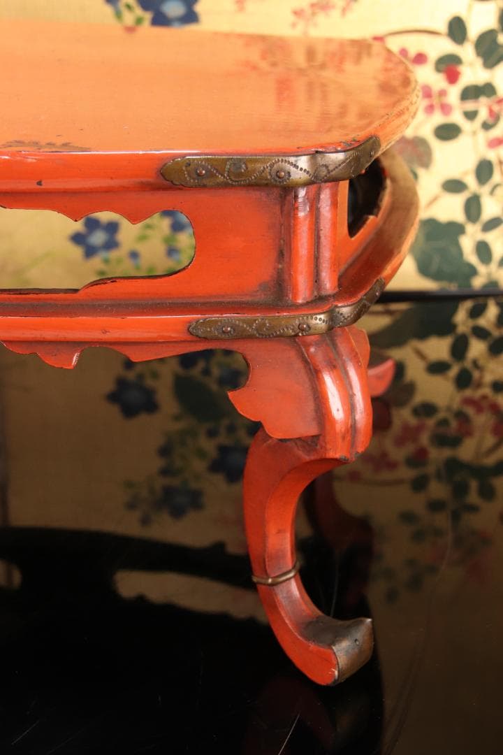 仏教美術 時代物　朱塗　真鍮金具飾付　春日卓　巾34.2㎝　BE787