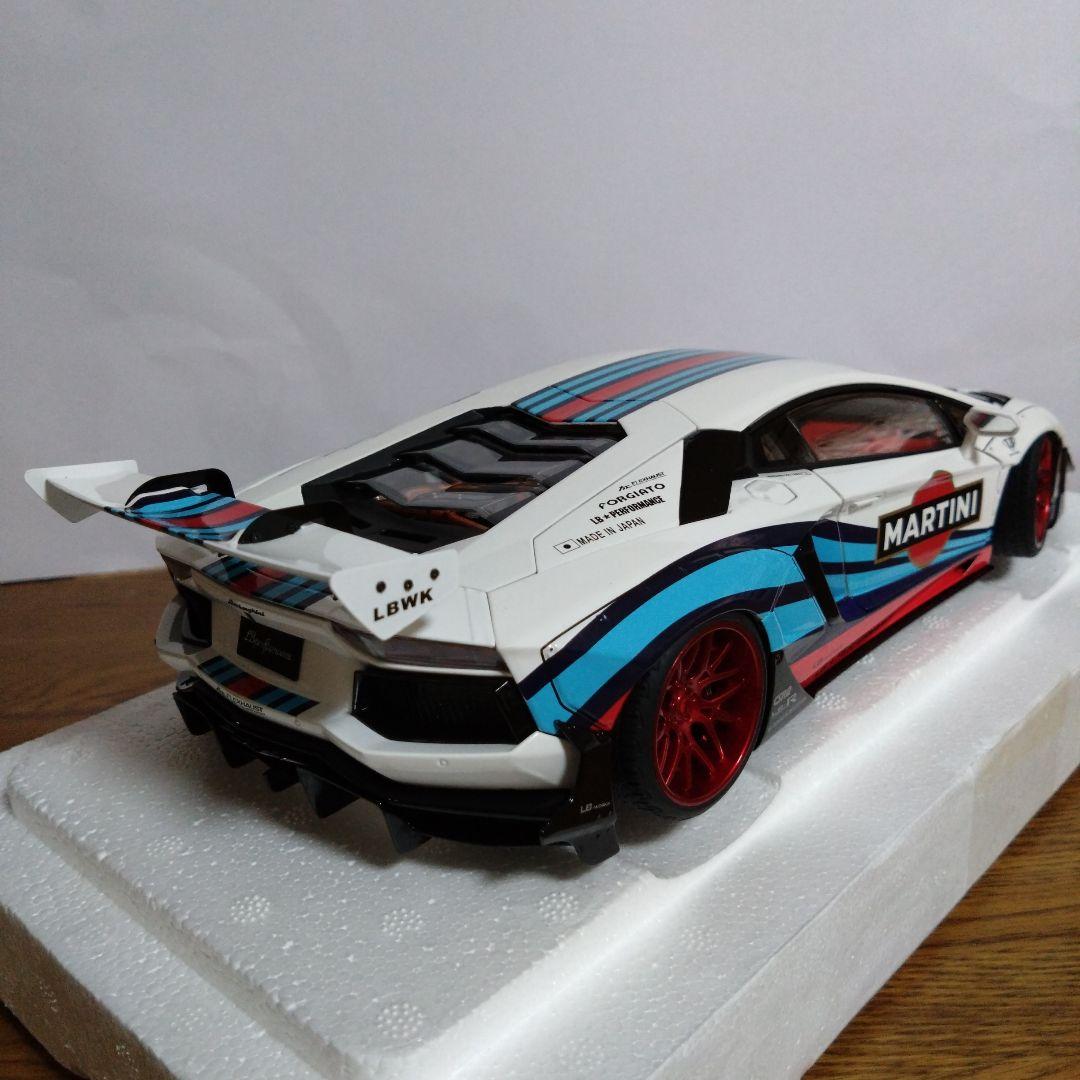 1/18 LB-WORKS ランボルギーニ　アヴェンタドール