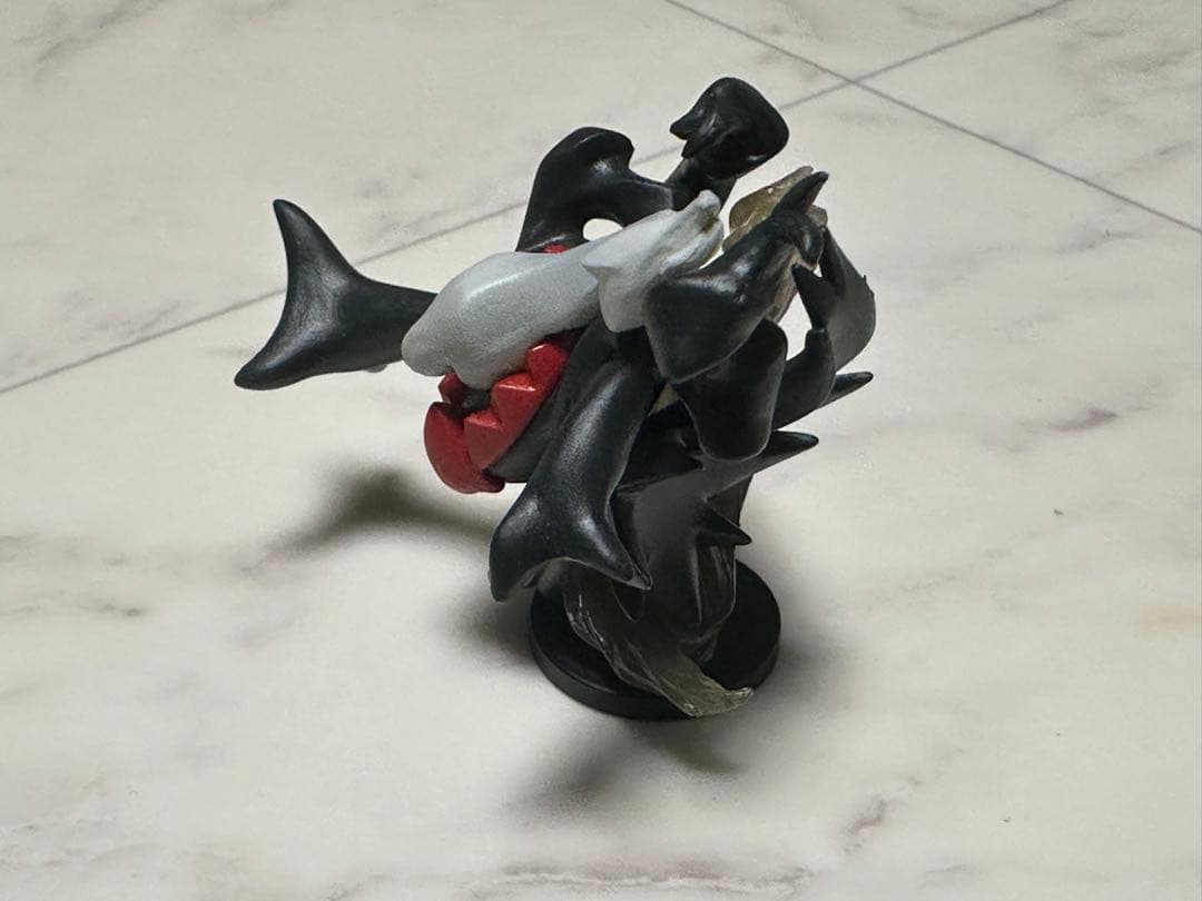 ポケモン ダークライ 海洋堂 フィギュア