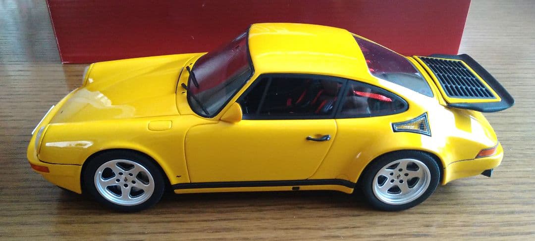 GTスピリット 1/18 RUF CTR イエローバード