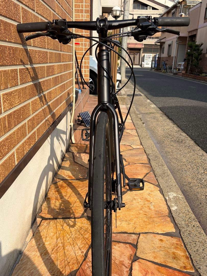 スペシャライズド　クロスバイクSirrus シラス　2.0 Ｌサイズ 2022年