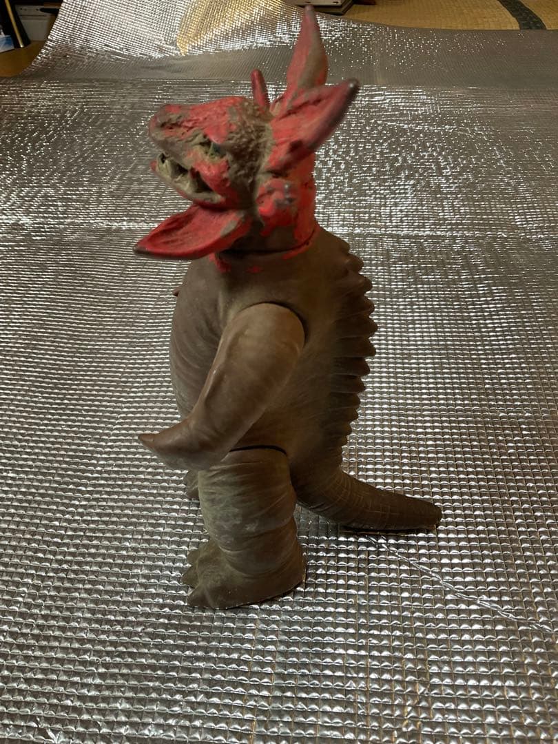 マルサン製／ガボラ。当時もの。ウルトラマンの怪獣【汚れあるが価値はあります】。