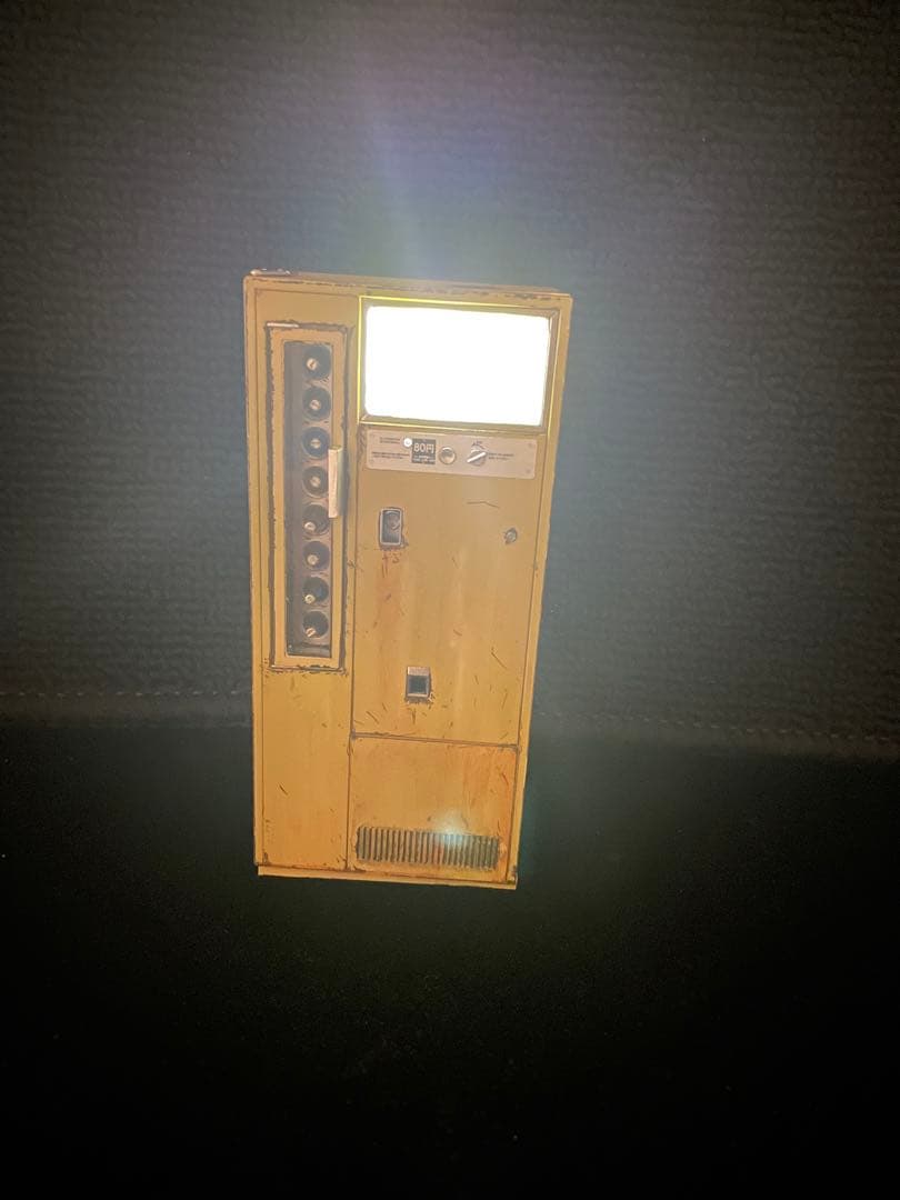 1/12スケール 瓶ジュース レトロ自販機 　完成品