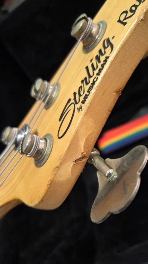 Sterling by Music Man RAY34（StingRayモデル）