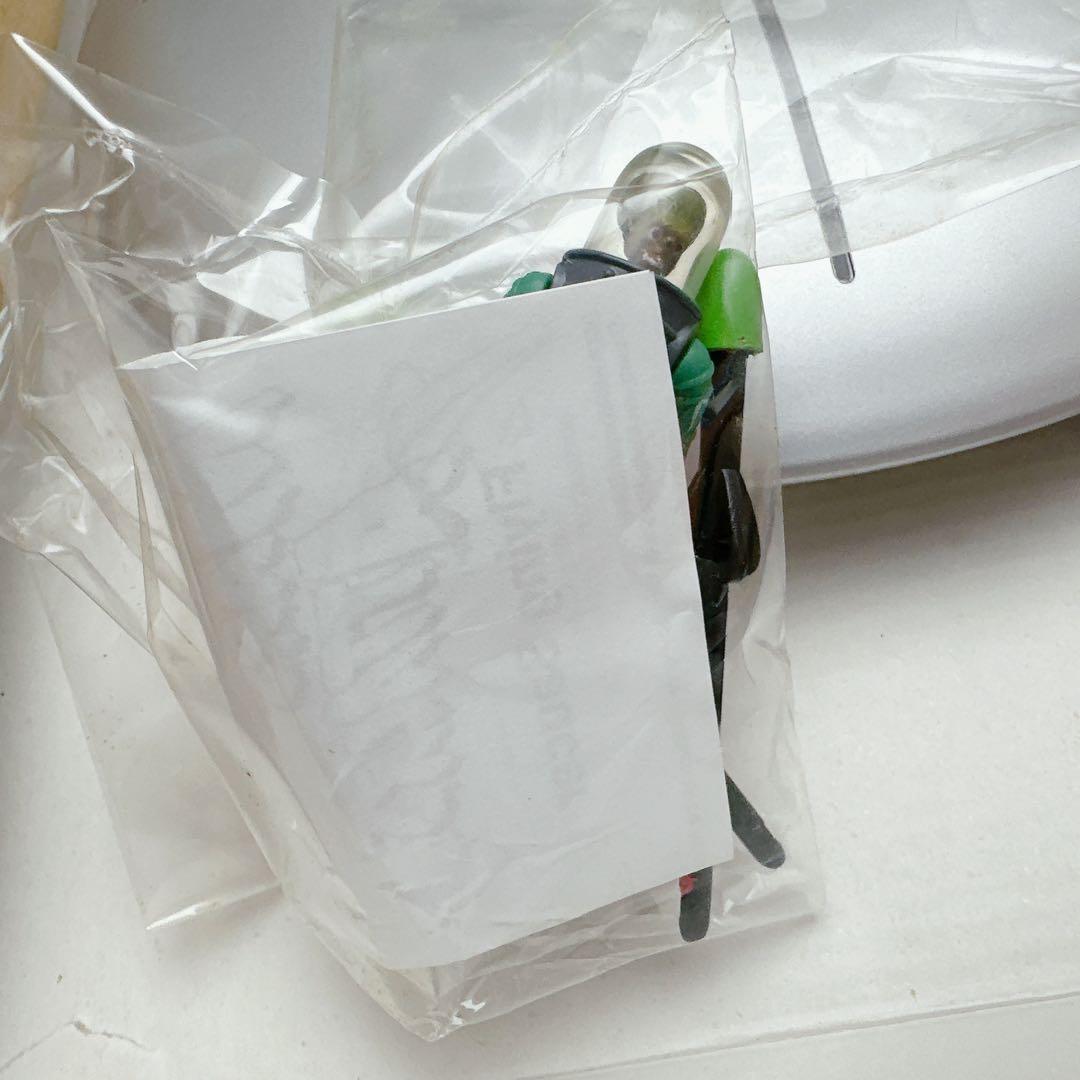 新品未使用　マーズ・アタック！ マーシャン・フライング・ソーサー フィギュア