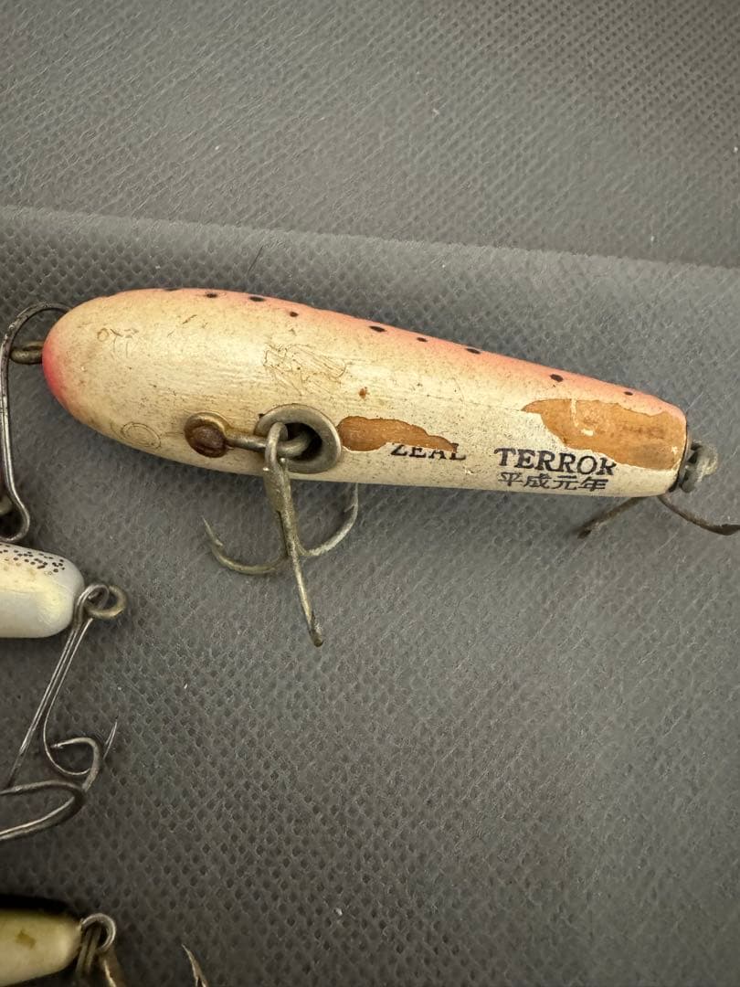 ZEAL ルアー バス