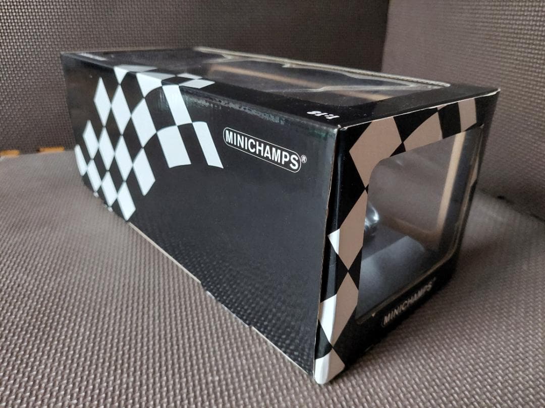 ミニチャンプス 1/18 ポルシェ 956 K #12 KREMER 1983