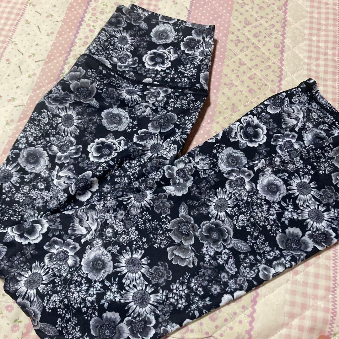 【SUKALA】エンブロイダリー　ウェア上下セット