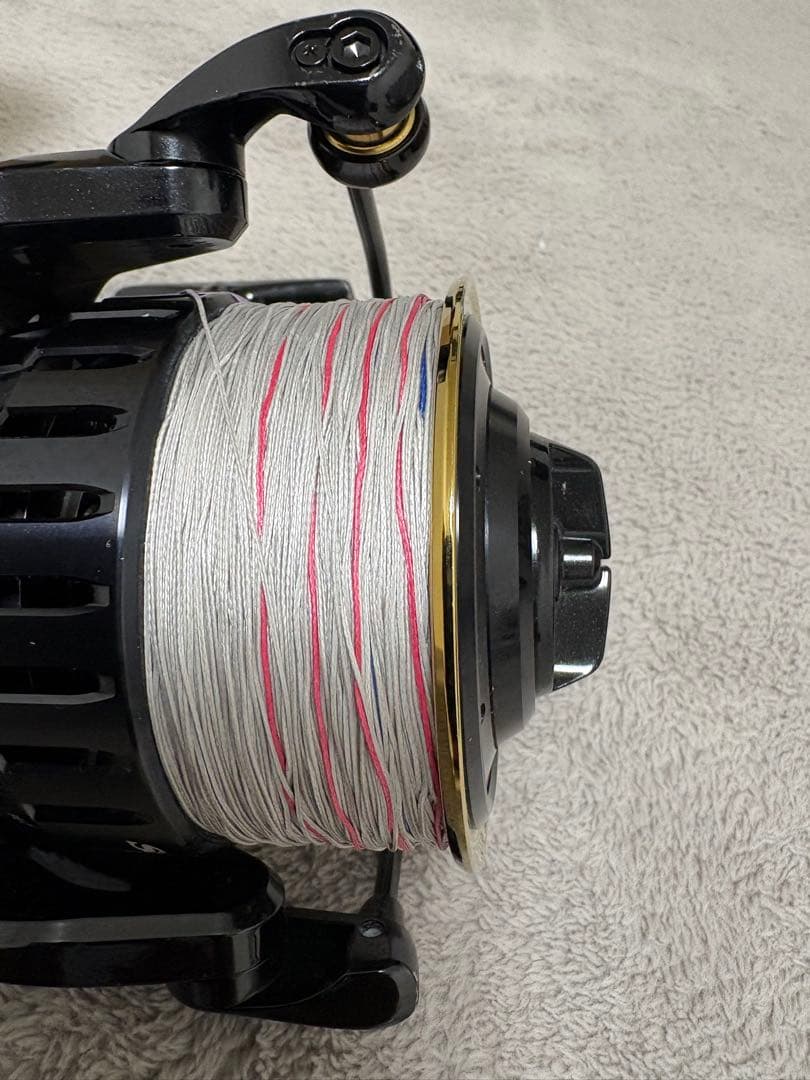 ダイワ ソルティガ Dogfight 7000H の出品です。