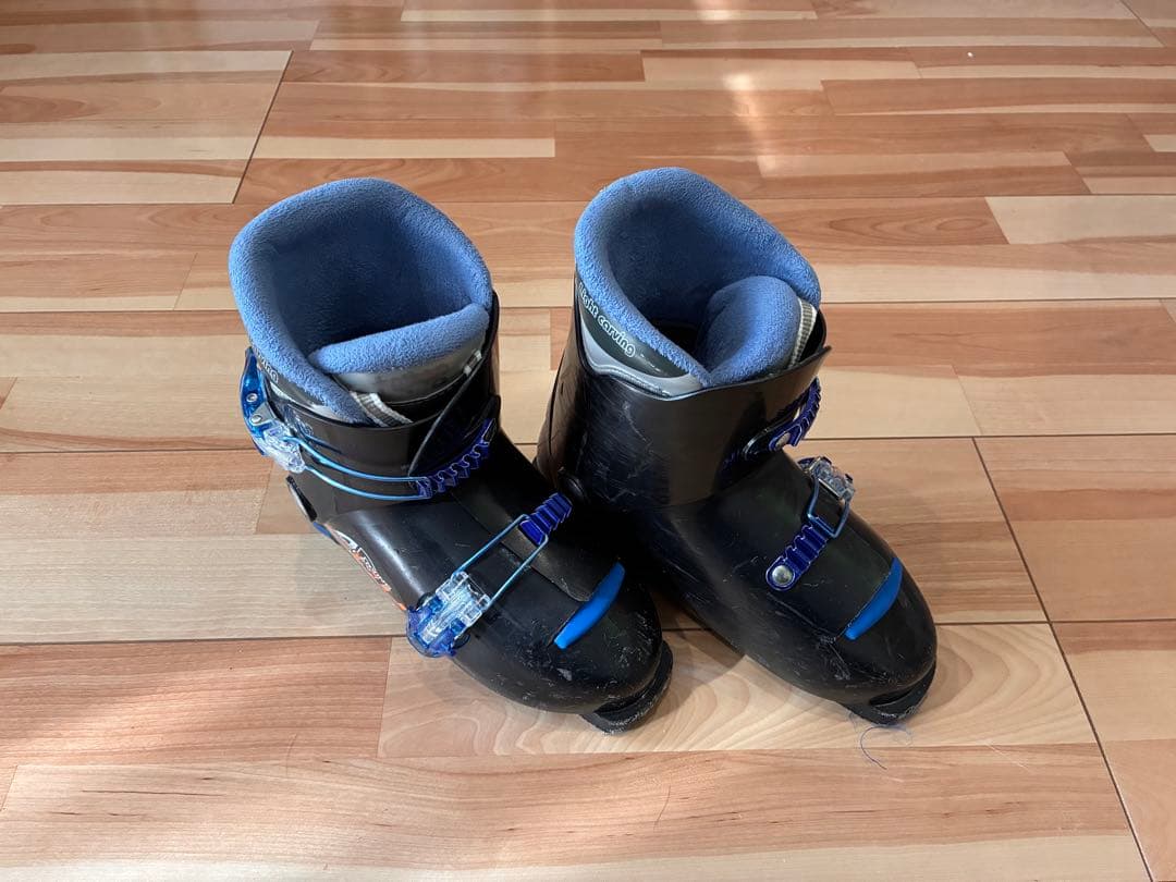 【送料無料】NORDICA スキーセット バック、ケース付　ブーツ2足24と25