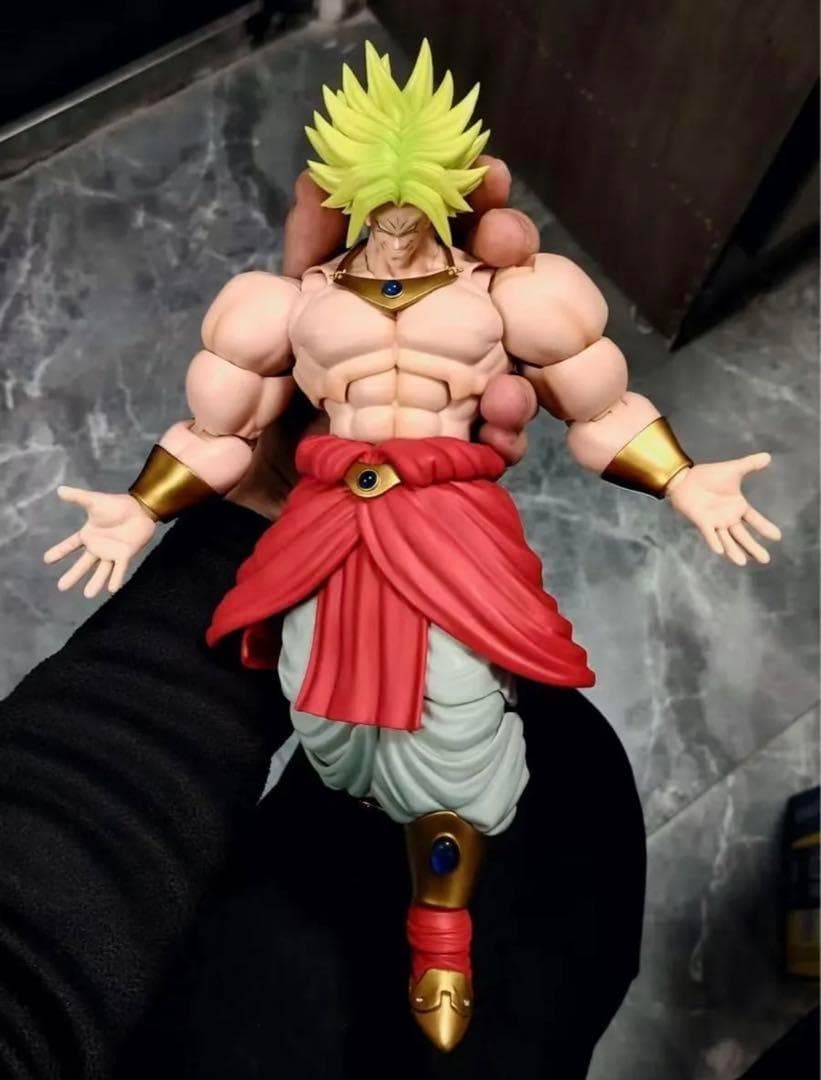 海外限定　ブロリー　スーパーサイヤ人　s.h.figuarts 同サイズ