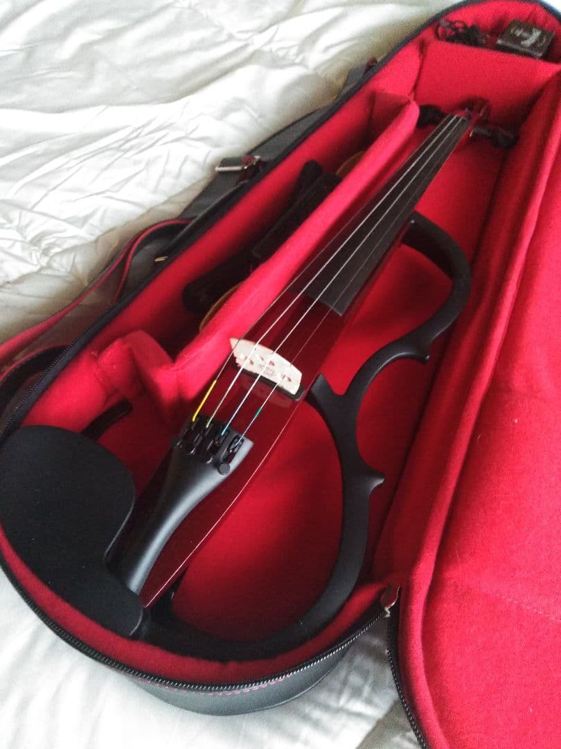 YAMAHA　サイレントバイオリン　　SV150S　肩当て　消音器etc