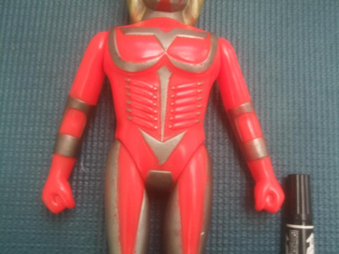 N*E様 タカトク★フィギュア★メガロマン・ジン男組★ソフビ