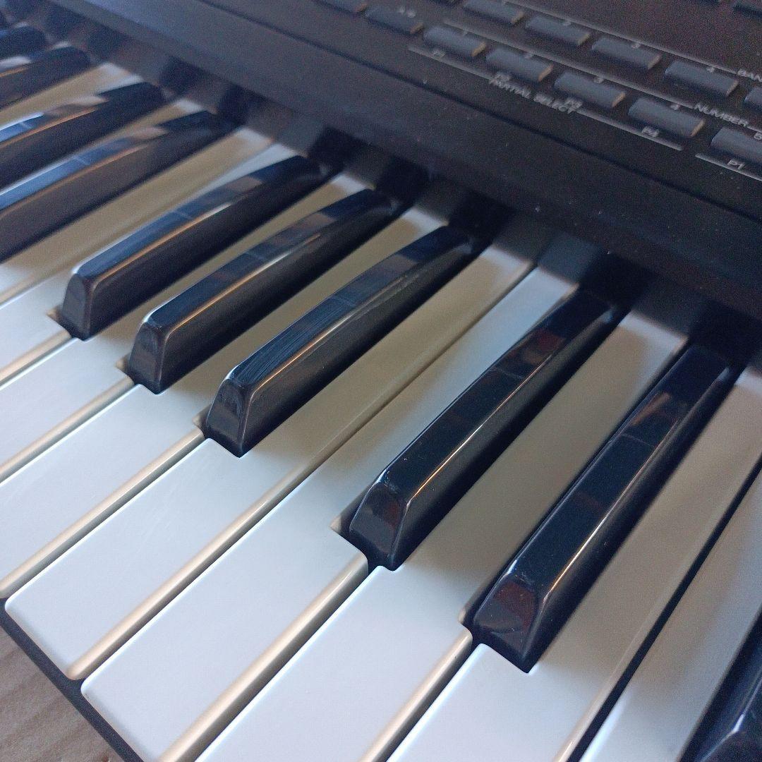 Roland D-10 シンセサイザー 61鍵盤