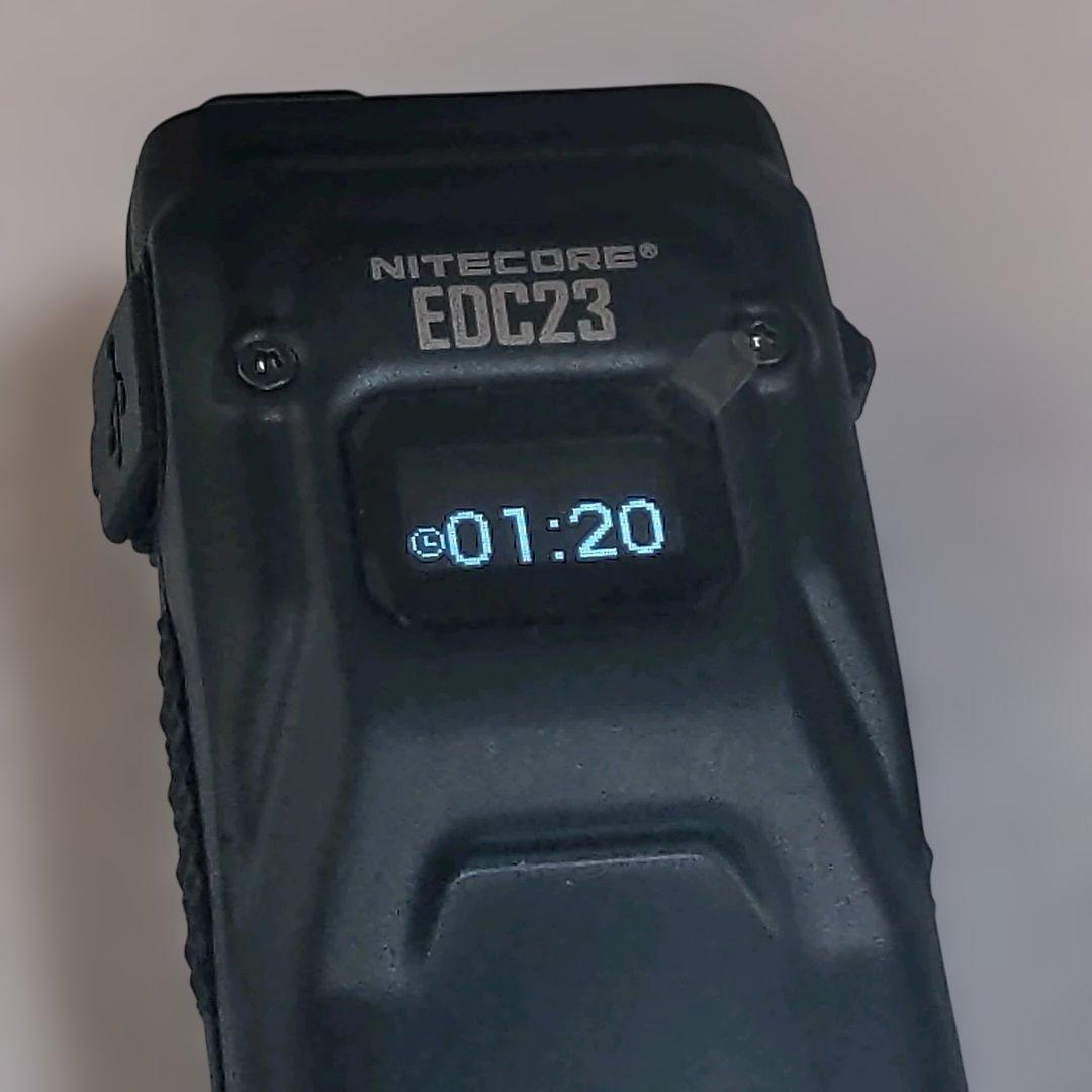 ナイトコア Nitecore EDC23 ウルトラスリムフラッシュライト♡H4