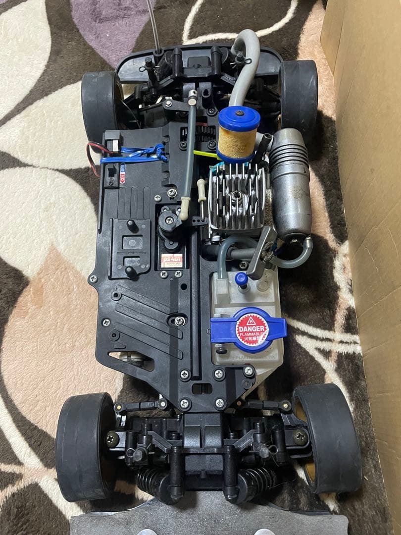 ジャンク　Calsonic Skyline GT-R (R34) RCカーセット