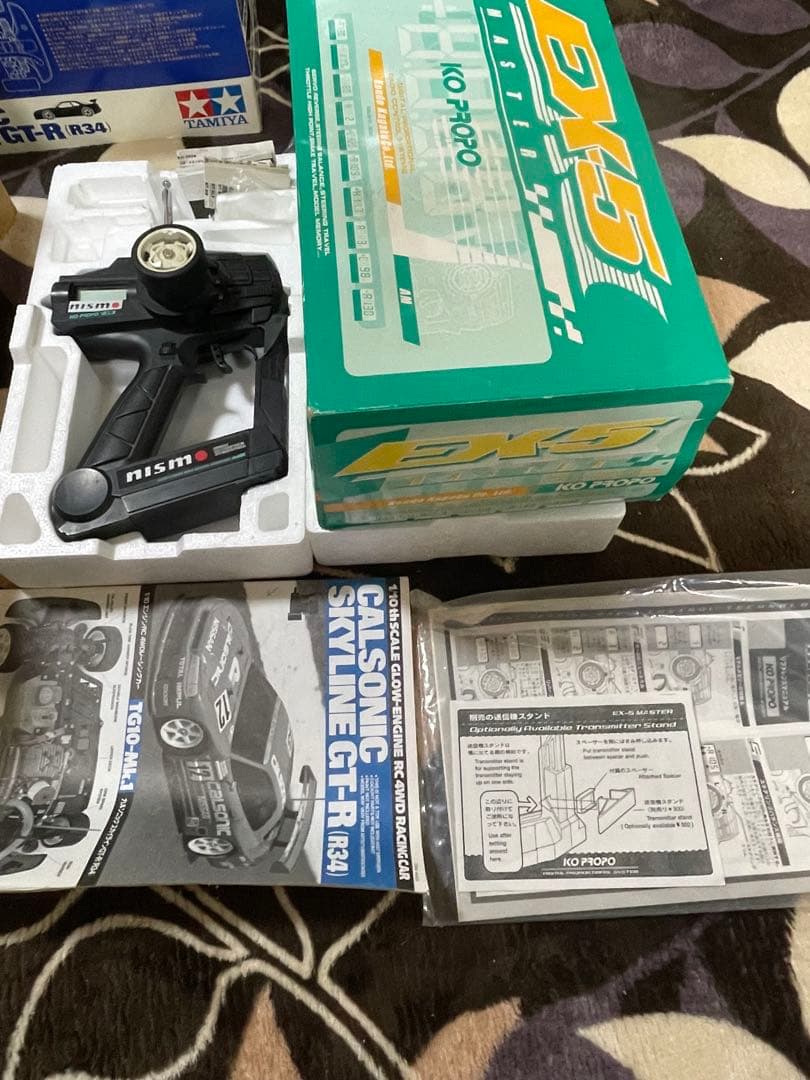 ジャンク　Calsonic Skyline GT-R (R34) RCカーセット