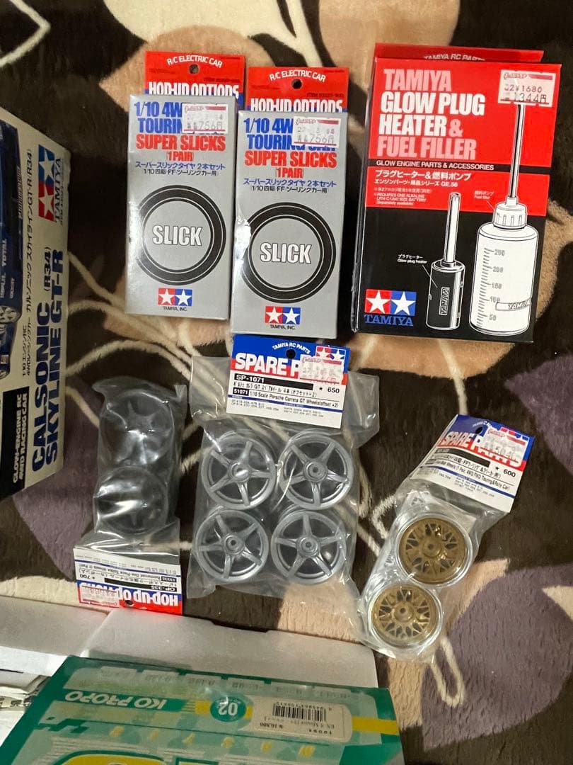 ジャンク　Calsonic Skyline GT-R (R34) RCカーセット