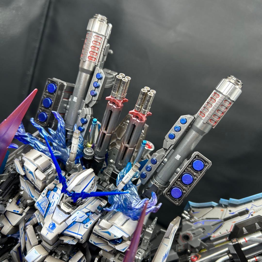 ガンプラ　塗装済み完成品　オリジナルカラー　グラデーション塗装　ミキシング