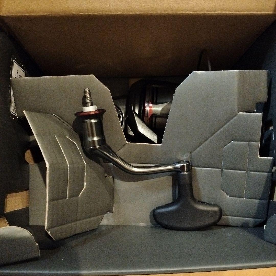 SHIMANO 24 VANFORD 4000MHG スピニングリール