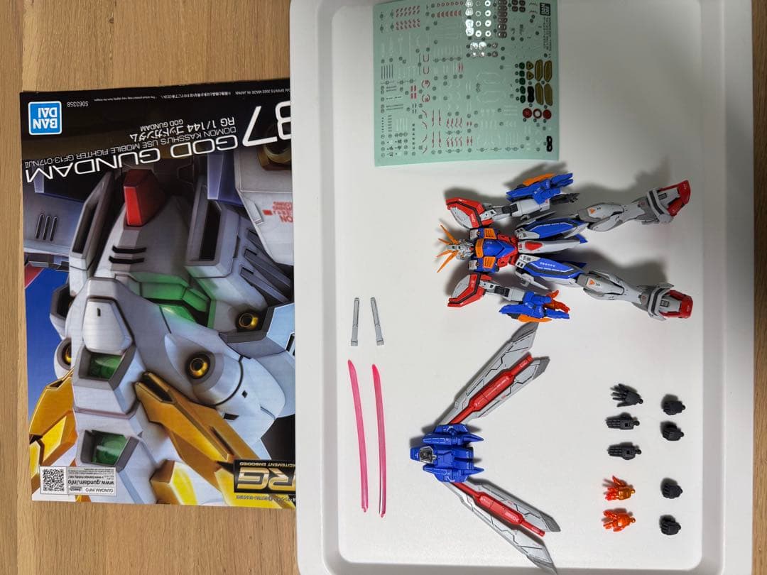 ガンプラ完成品　RGゴッドガンダム全塗装完成品