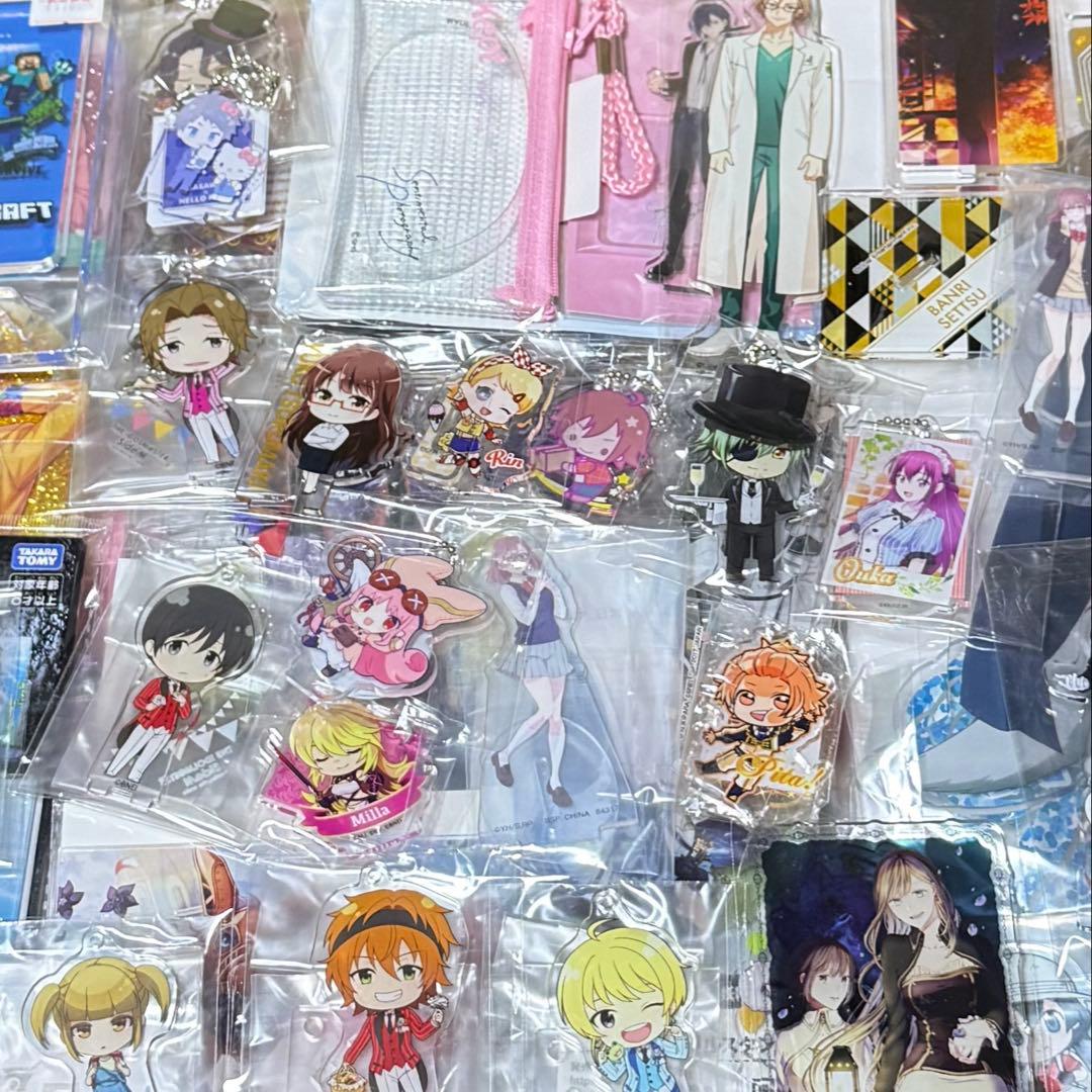 アニメ・キャラクター系グッズ アクリルスタンド まとめ売り 約616個セット