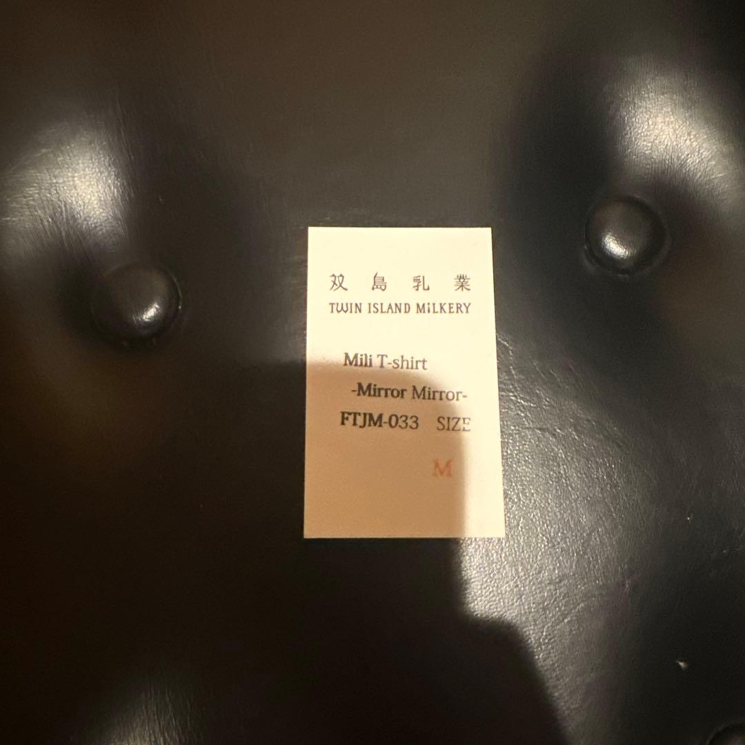Mili サイン Tシャツ