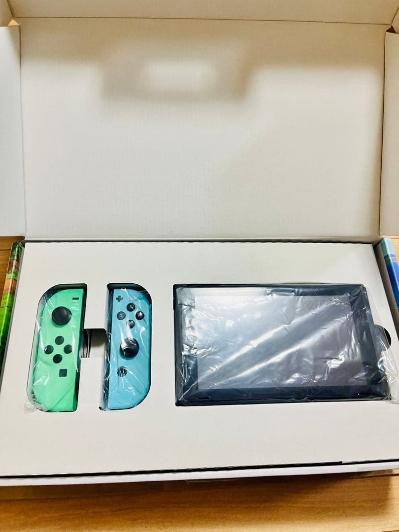 Nintendo Switch あつまれどうぶつの森ver. ⭐︎ケース付き⭐︎