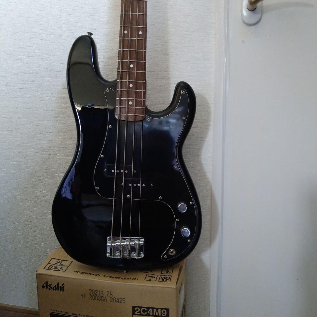 ギター FENDER BASS GUITAR