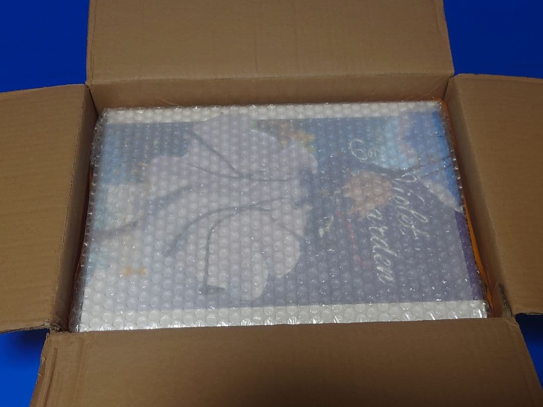 ヴァイオレットエヴァーガーデン&専用展示ケース☆日本未発売