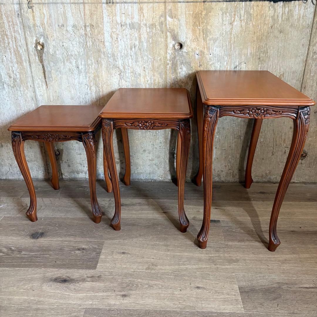 猫脚クラシック　ネストテーブル　サイドテーブル