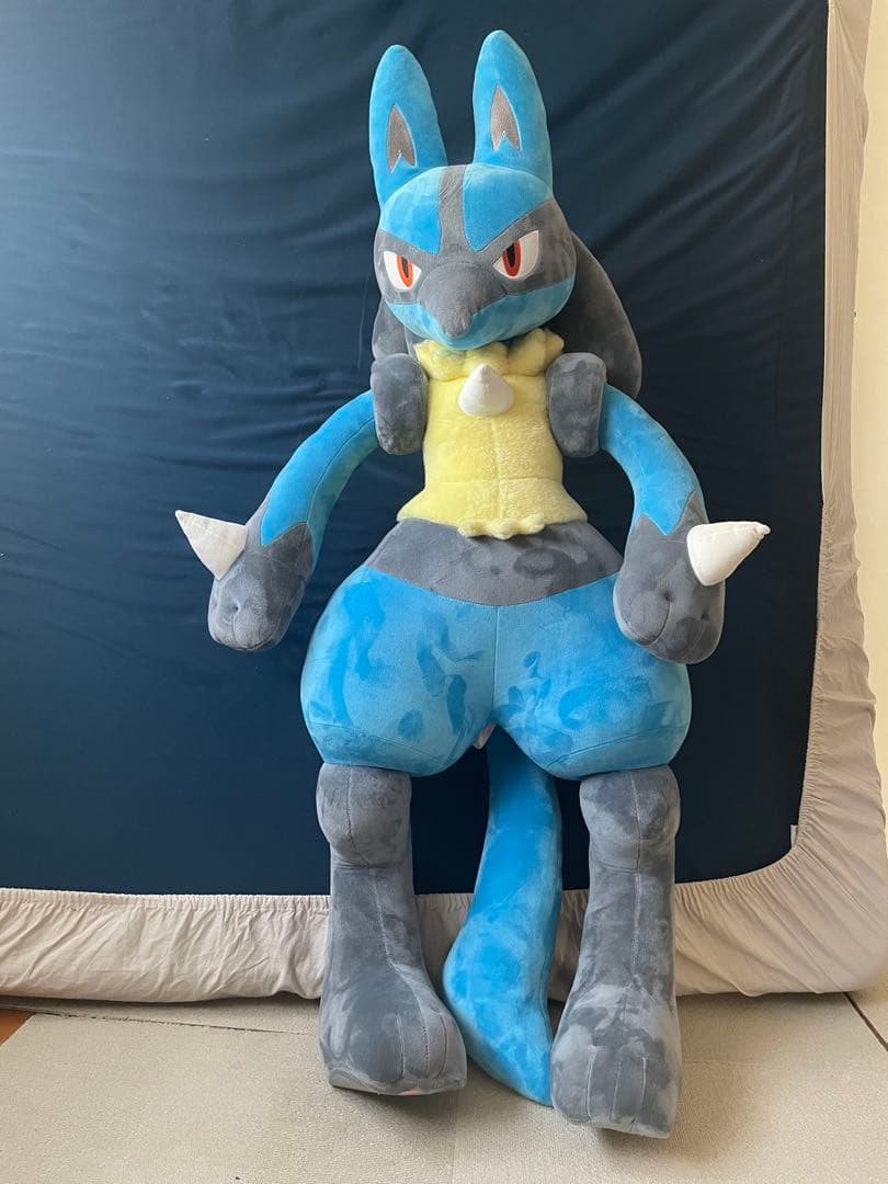 ルカリオ 等身大　ぬいぐるみ