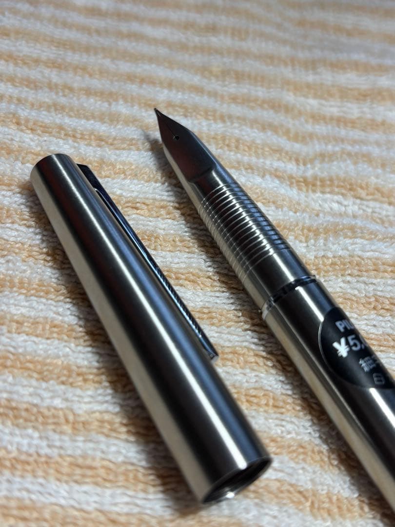 【未使用品】パイロット　万年筆　ミューレックス h977