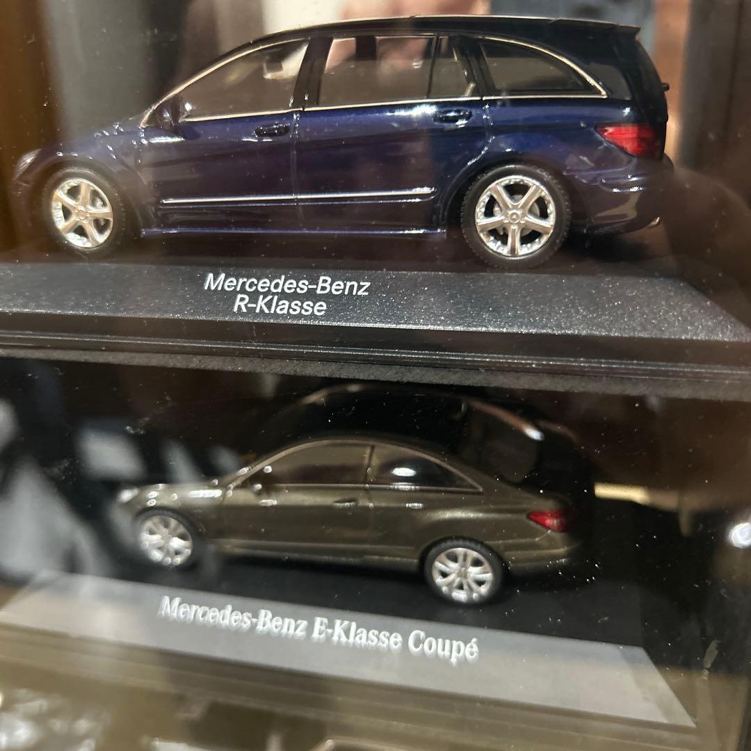 メルセデス・ベンツ 正規品　ミニカー　純正　1/43　ディスプレイケース