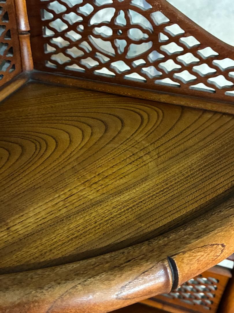 【極美品】高級唐木家具 欅（ケヤキ）コーナーラック 竹節彫り 透かし彫り 飾り棚