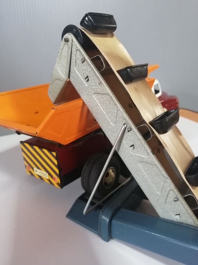 ダンプトラック & グラベルローダー　電動ブリキ　アルプス商事　日本製