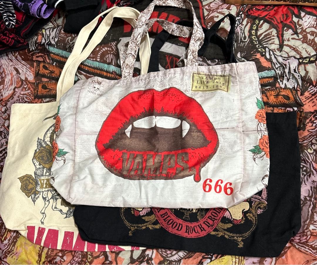 VAMPSグッズまとめ売り　45点　更に値下げ