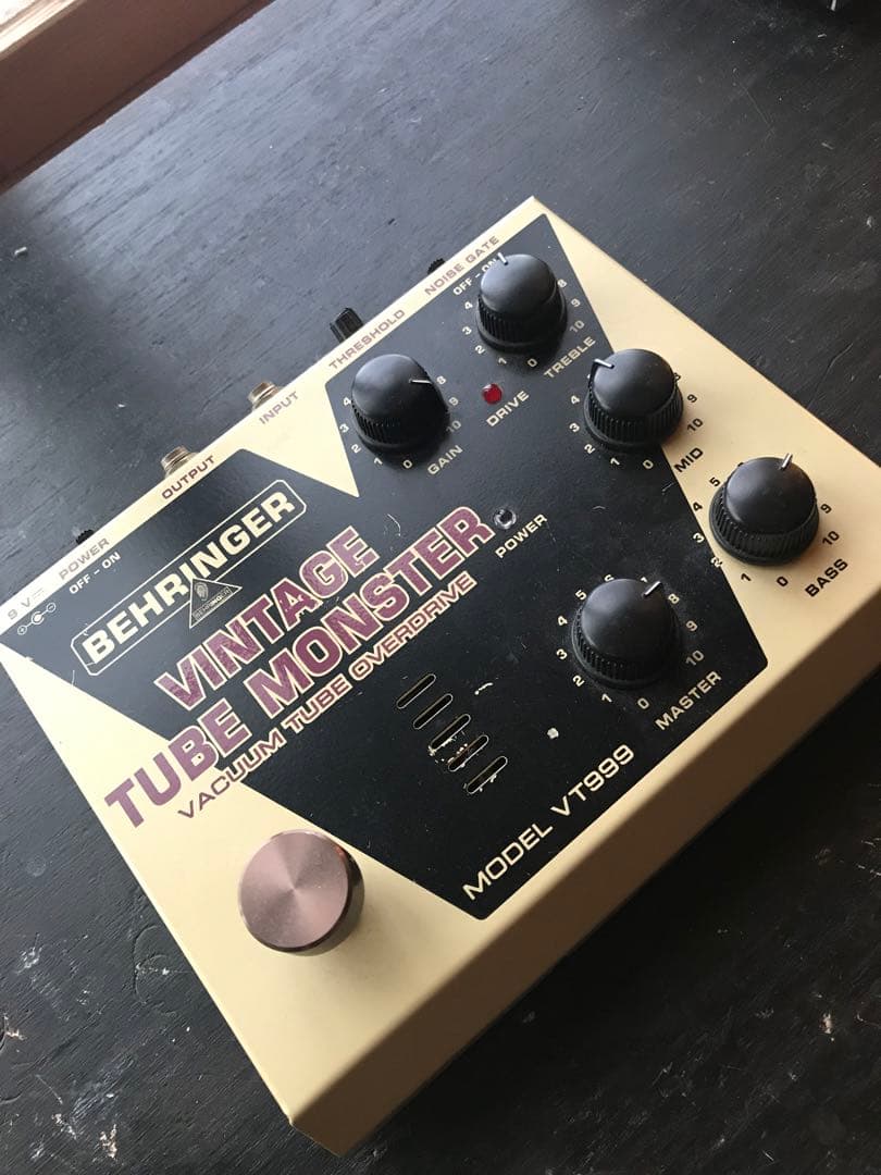 BEHRINGER ヴィンテージエフェクターセット　未チェック