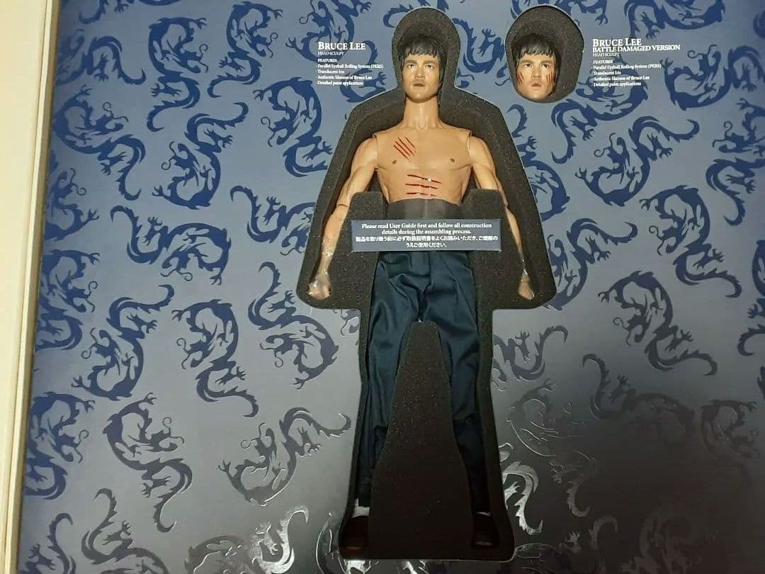 ホットトイズ　ムービーマスターピースDX　ブルース・リー　燃えよドラゴン