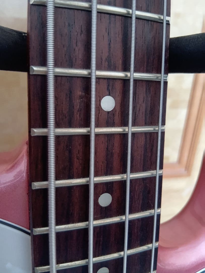 Bacchus Universe Series 4弦エレキベース