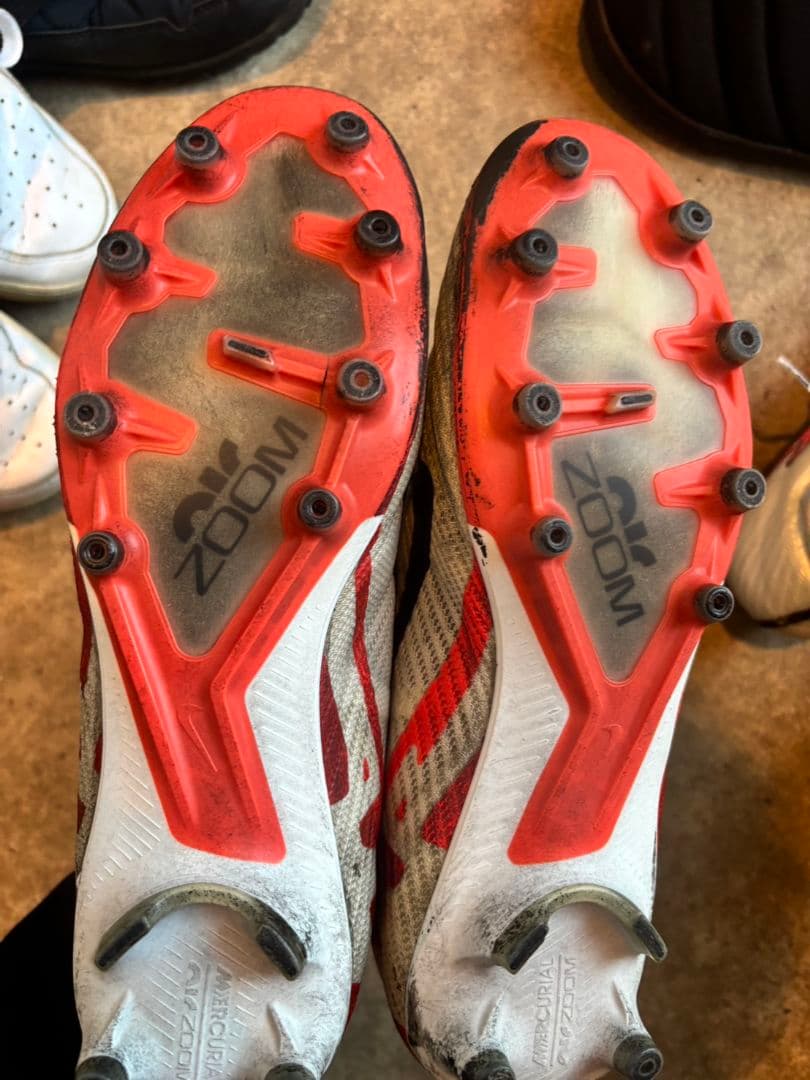 NIKE　マーキュリアルヴェイパー15