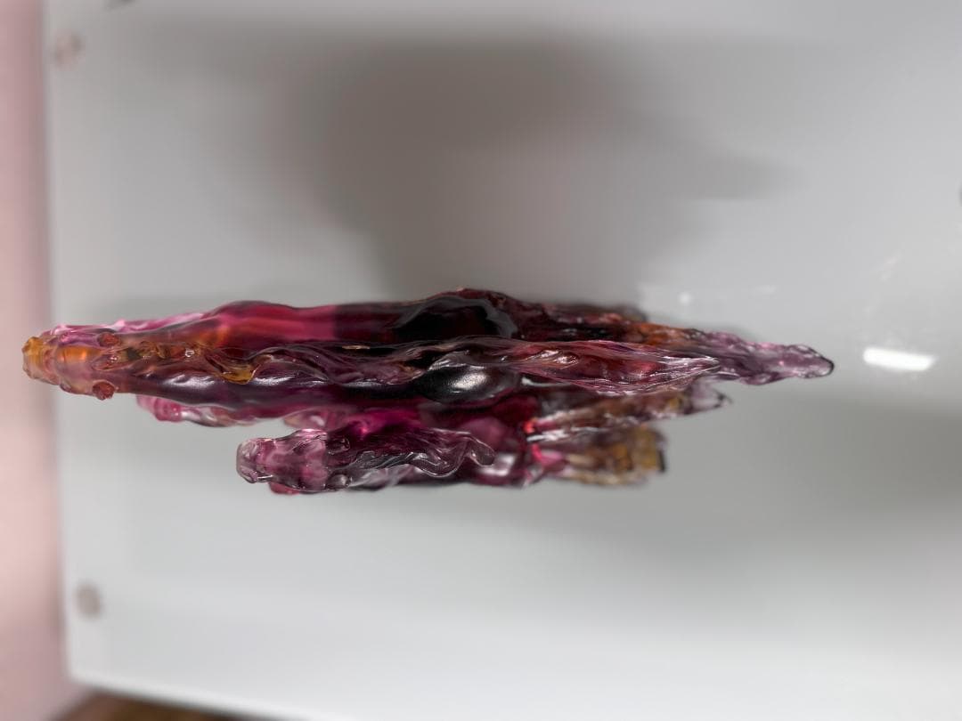 琉璃工房　LIULI　馬　赤　置き物　ガラス