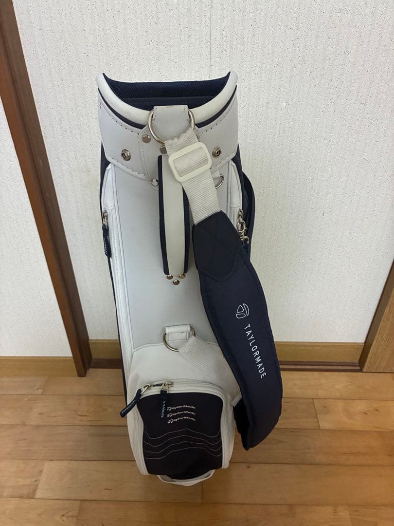 テーラーメイド　キャディバッグ　美品