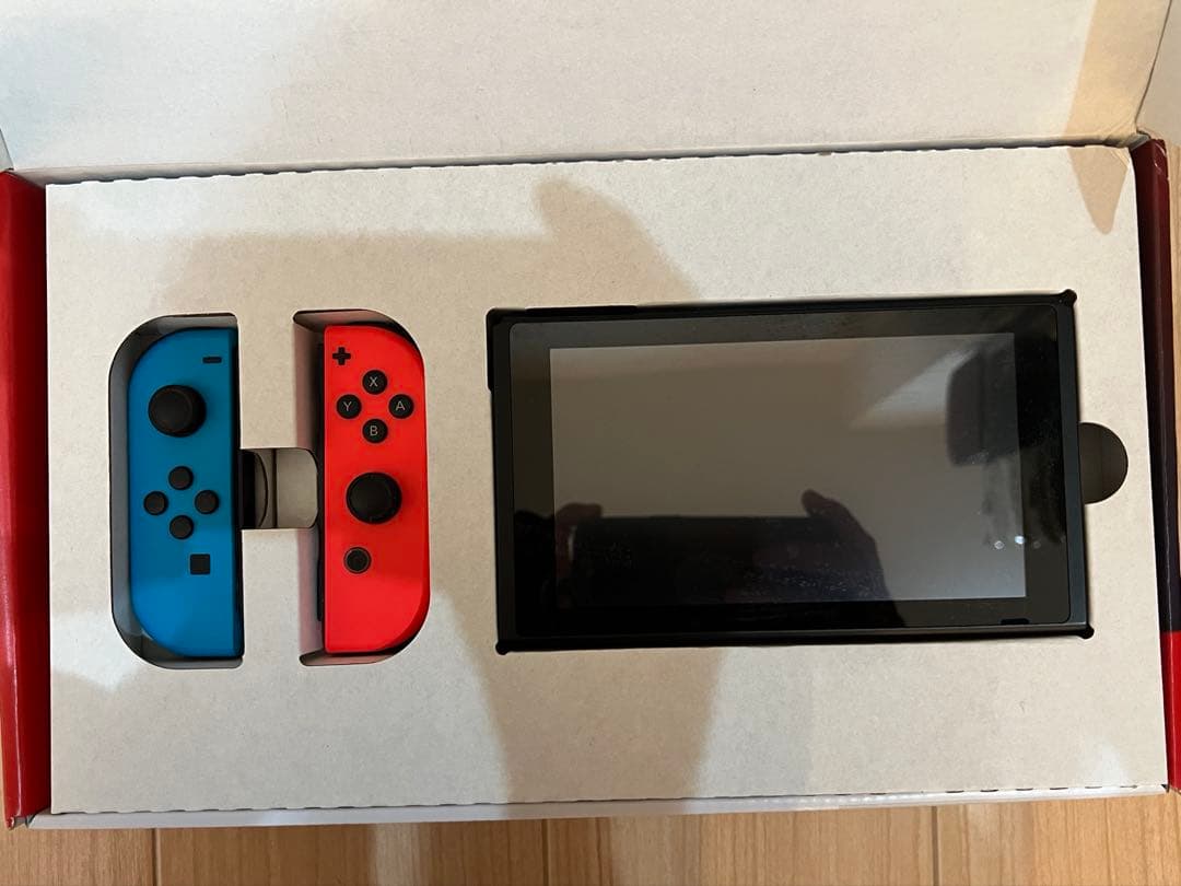 【64GBSD付き】Nintendo Switch【コントローラドック付き】