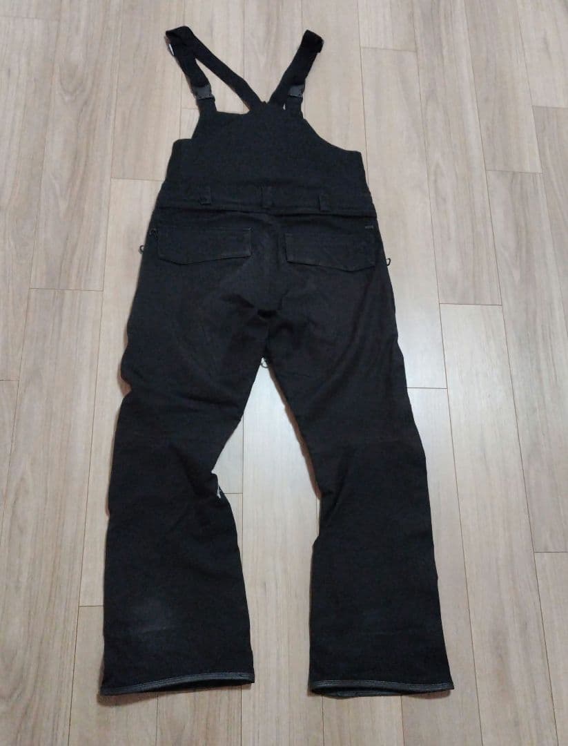 ボルコム（VOLCOM）メンズビブパンツ　Mサイズ