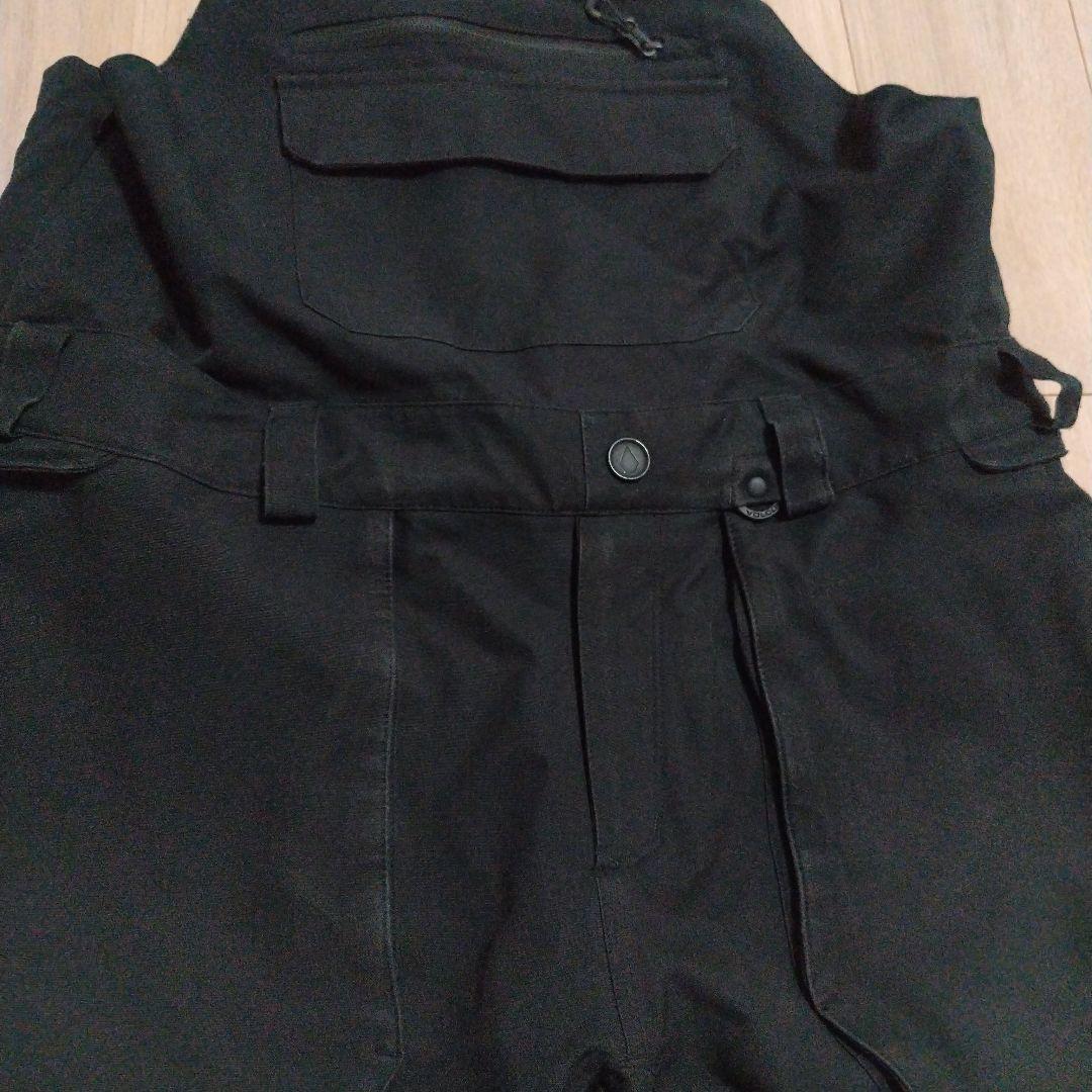 ボルコム（VOLCOM）メンズビブパンツ　Mサイズ