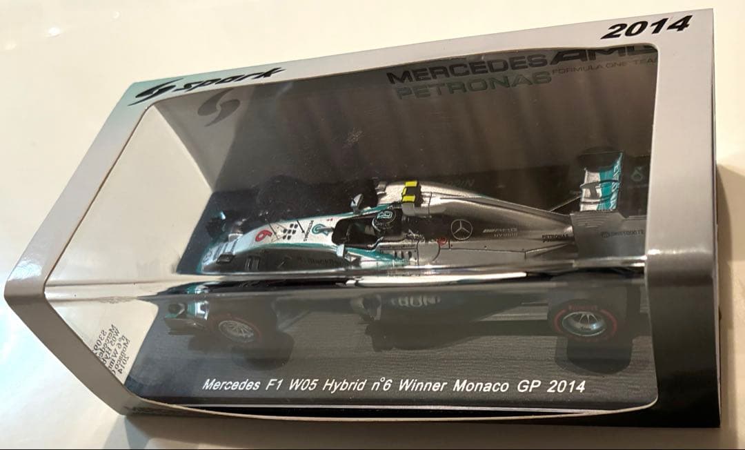 ミニチャンプス　アストンマーティン　レッドブル　フェルスタッペン　ミニカーほか