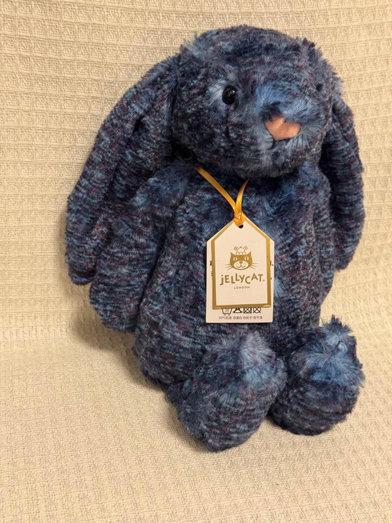  Hopscone Luxe Bunny ぬいぐるみ