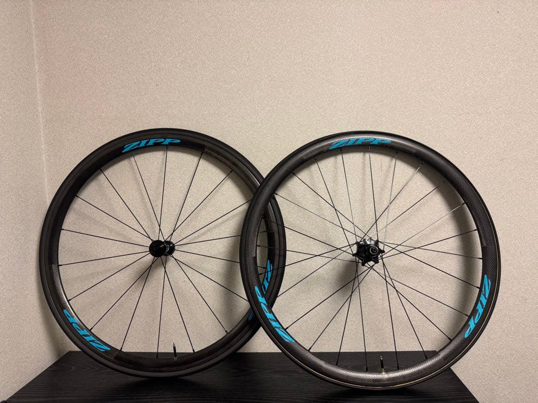 ZIPP202 カーボンホイール チューブラー シマノ11〜12速　リムブレーキ